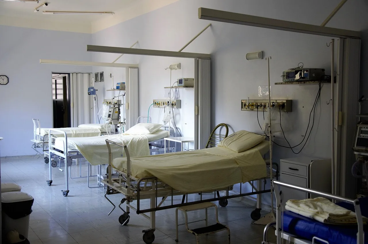 hospital, bed, doctor, surgery, hospital, hospital, hospital, hospital, hospital. Power BI vs Tableau cost ranges for a health system